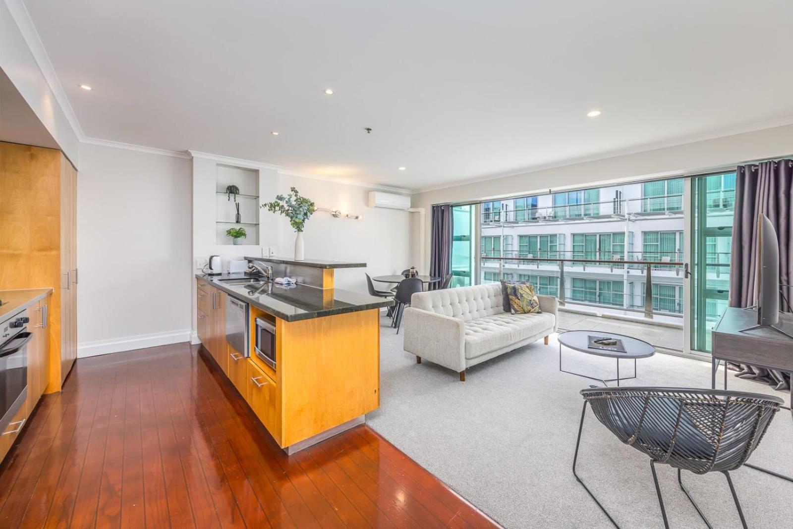 Beautiful Renovated 2 X Bdrm,Perfect Location Daire Auckland Dış mekan fotoğraf